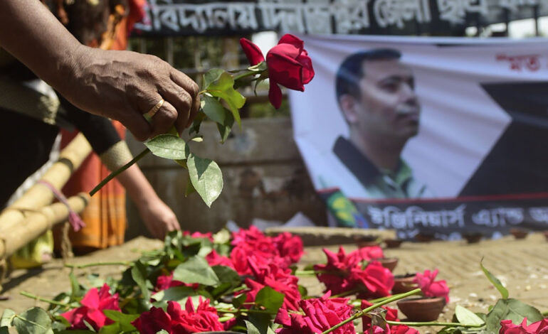 অভিজিৎ, জুলহাস তোমাদের রক্ত শুকিয়ে মিশে গেছে মাটিতে